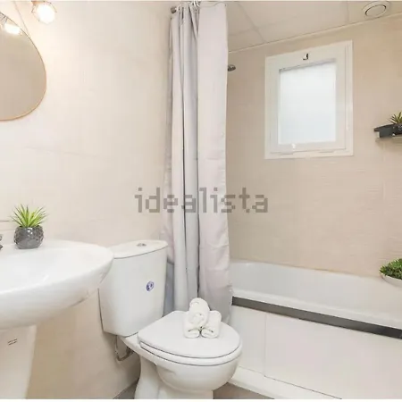 Holiday home прекрасный таунхаус в элитном пригороде алакант, ареналис дель соль Gran Alacant