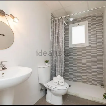 Holiday home прекрасный таунхаус в элитном пригороде алакант, ареналис дель соль Gran Alacant